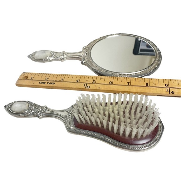 Vintage mirror and brush vanity set silver plated Art Nouveau Repousse 9” - Picture 5 of 5